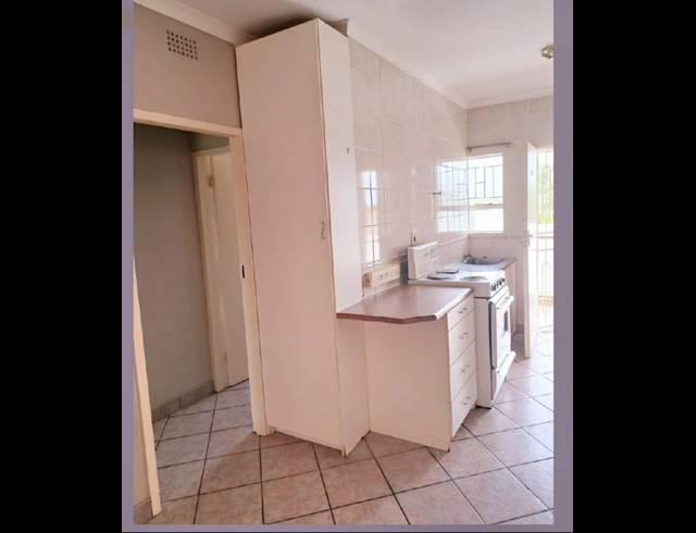 1 BEDROOM PROPERTY TO RENT IN DIE BULT